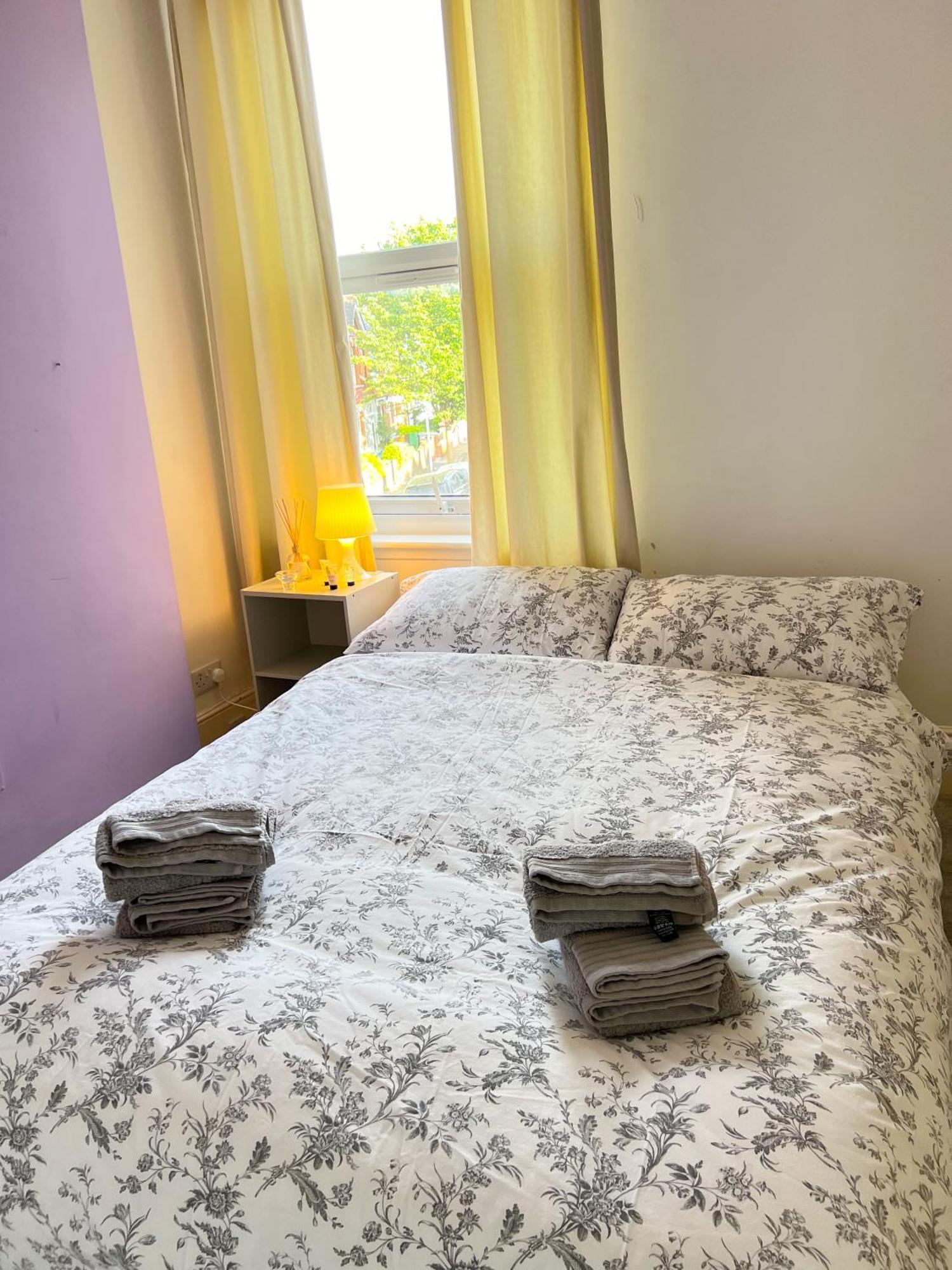 Welcome 2 Bedrooms Flat In Wimbledon London Kültér fotó